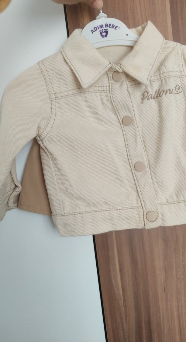 Bej Düğmeli Kız Çocuk Ceket ve etek - Görsel 4