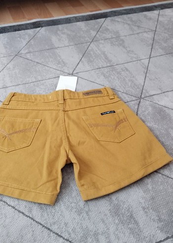 27 Beden sarı Renk Sarı Düğmeli Kadın Mini Şort