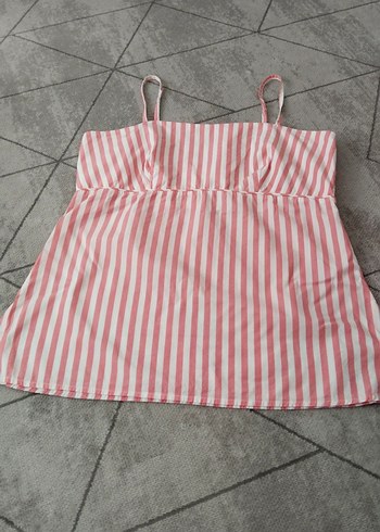 Pembe Çizgili Pilili Askıli Kadın Bluz