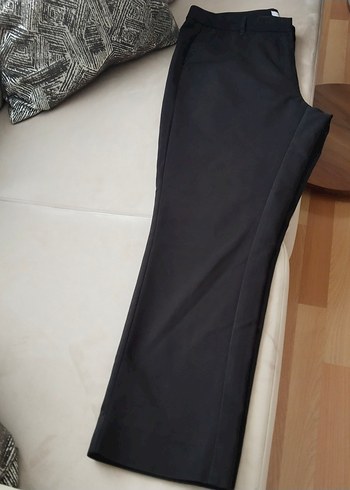 Koton Kadın Siyah Likrali Kumaş Pantolon