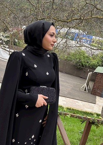 38 Beden Uzun Siyah Drapeli Gotik Abiye Elbise( çanta dahil)
