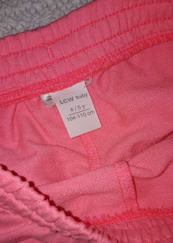 Pembe Rahat Kesim Kız Şortu - Görsel 3