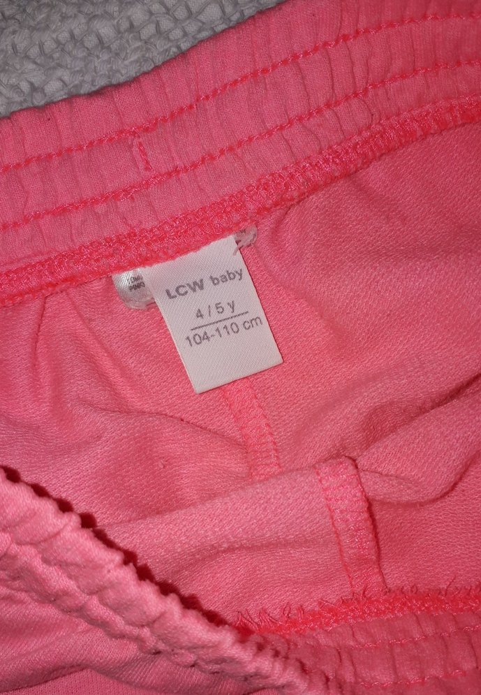 Pembe Rahat Kesim Kız Şortu - Görsel 3