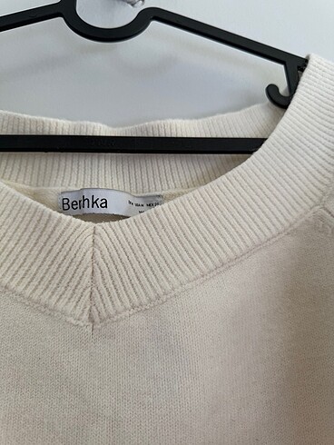 s Beden Bershka beyaz crop triko kazak