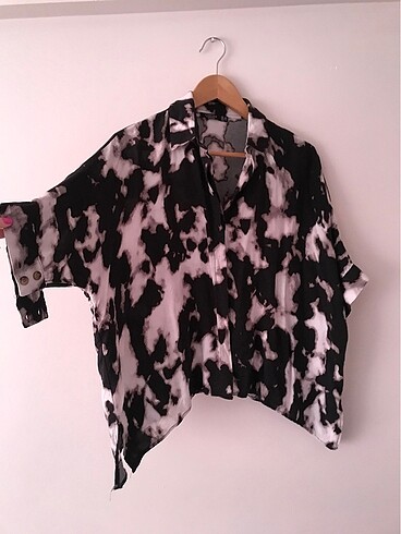 Vintage Love Siyah beyaz desenli oversize gömlek
