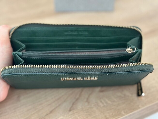 Beden yeşil Renk Orijinal Michael Kors cüzdan