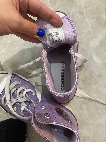 29 Beden mor Renk Converse çocuk
