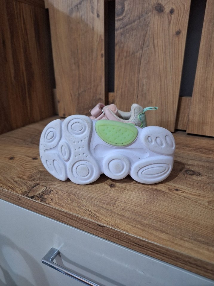 Kız Çocuk Pembe Cırt Cırtlı Spor Ayakkabı vicco - Görsel 5