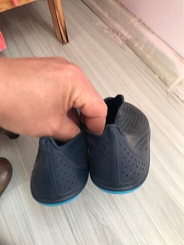 34 Beden lacivert Renk Deniz ayakkabısı?