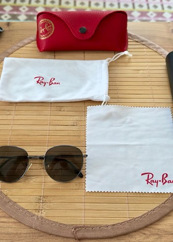 Minimalist Güneş Gözlüğü - Görsel 8