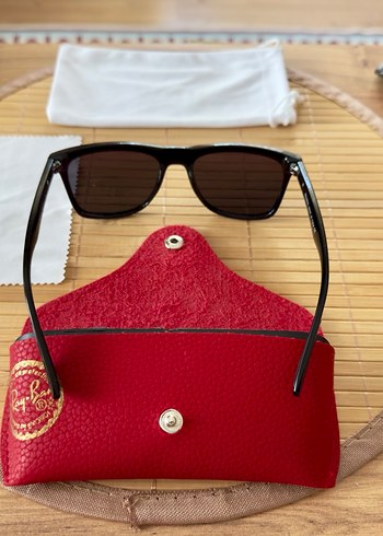 Güneş Gözlüğü Prada - Görsel 3