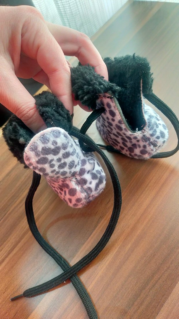 Leopar Desenli Mor Peluş Kız Ev Terliği - Görsel 4