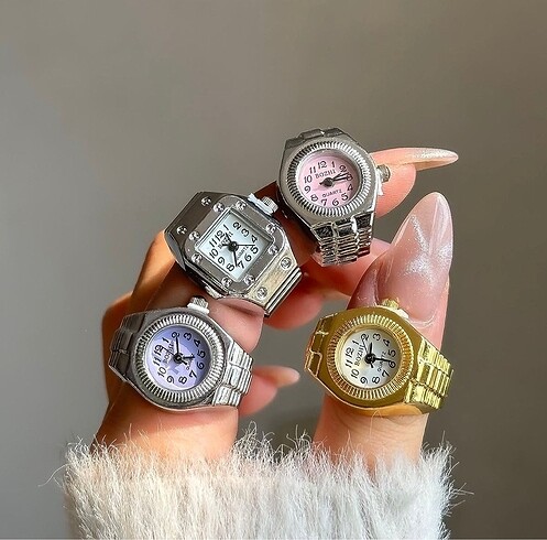 Vivienne Westwood BLACKPİNK JENNİE SAAT YÜZÜK MODELLERİ VE RENKLERİ