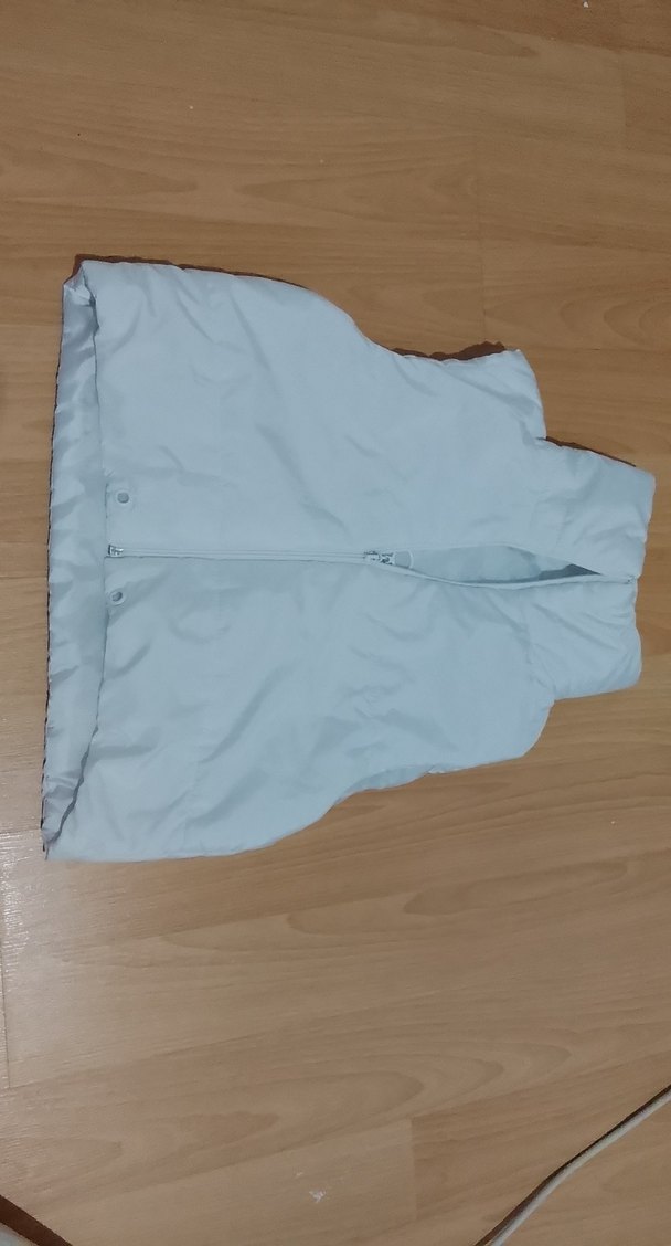 Kadın Gri Fermuarlı Yüksek Yakalı Yelek - Görsel 2