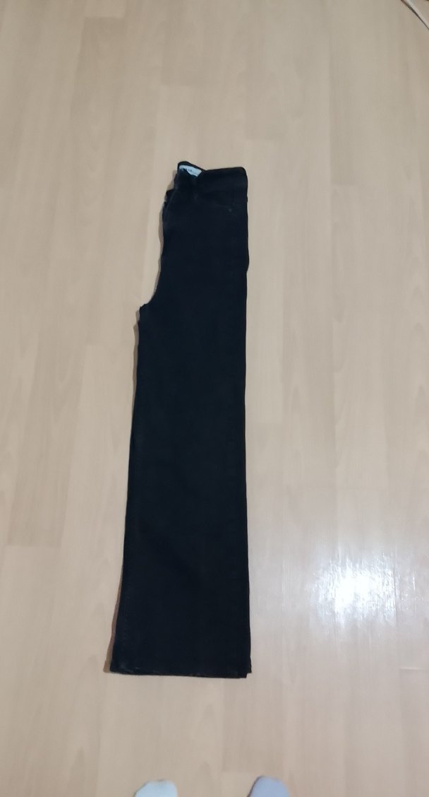 Siyah Bol Kesim Midi Kot Pantolon - Görsel 2