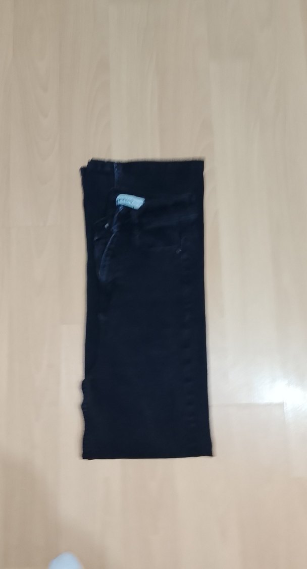 Siyah Bol Kesim Midi Kot Pantolon - Görsel 3