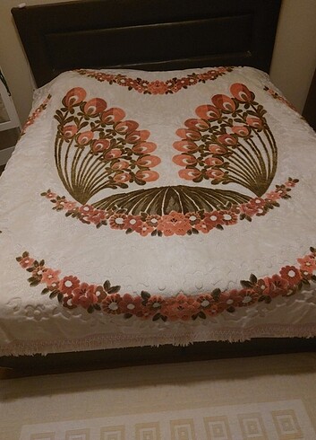 Antika kadife yatak örtüsü - Görsel 3