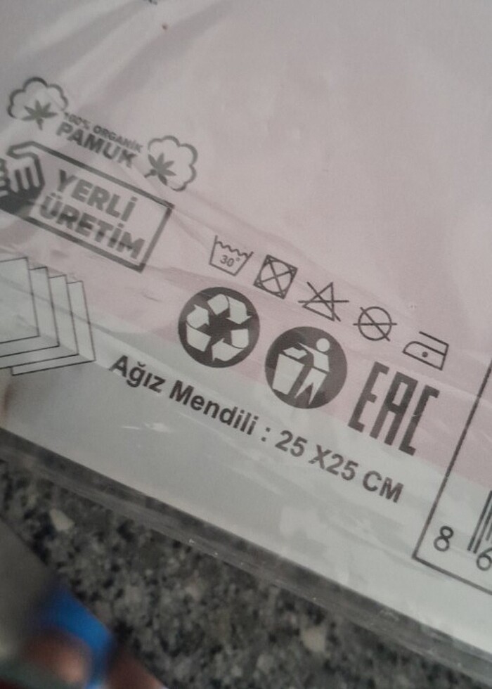 Kız  bebek ağız mendili. - Görsel 4