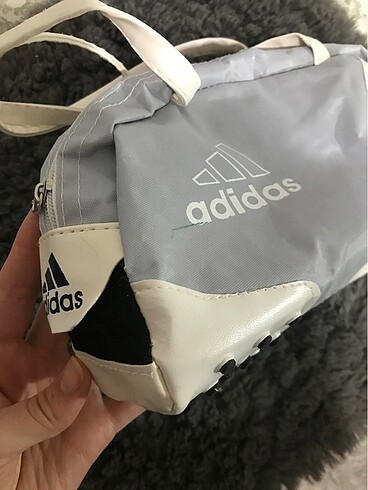 Adidas çanta