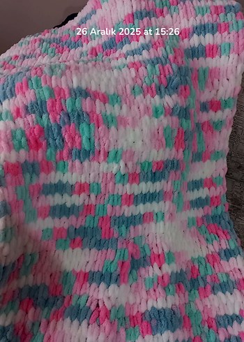 Kahverengi Nakışlı Yatak Örtüsü - Görsel 3