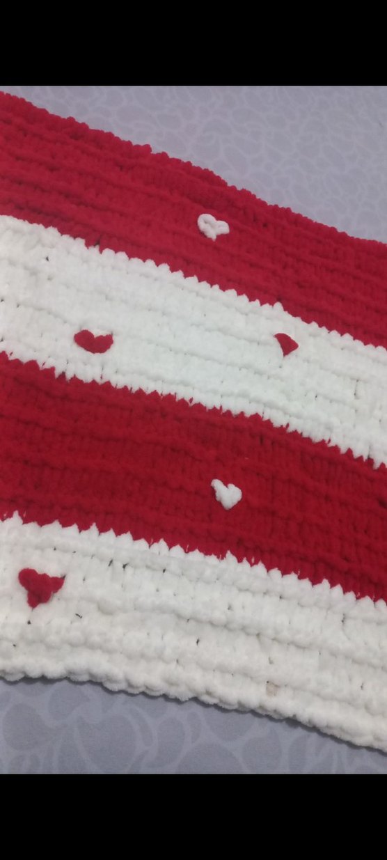 Kahverengi Nakışlı Yatak Örtüsü - Görsel 4