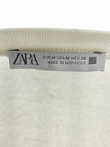 m Beden beyaz Renk Zara T-shirt %70 İndirimli.