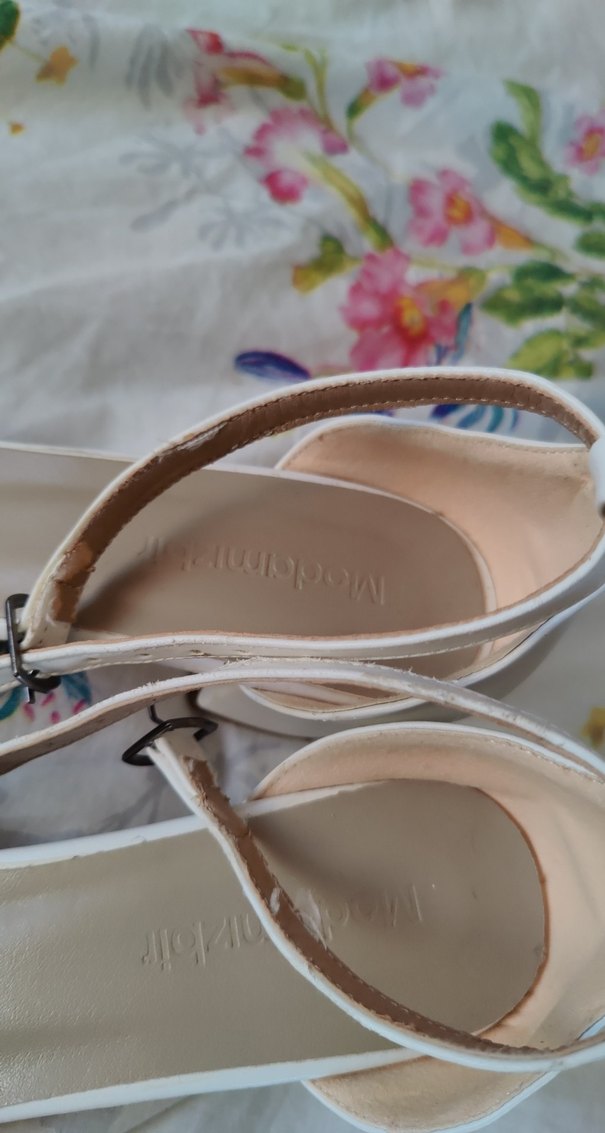 Beyaz Kadın Topuklu Düğmeli Abiye Ayakkabı - Görsel 5