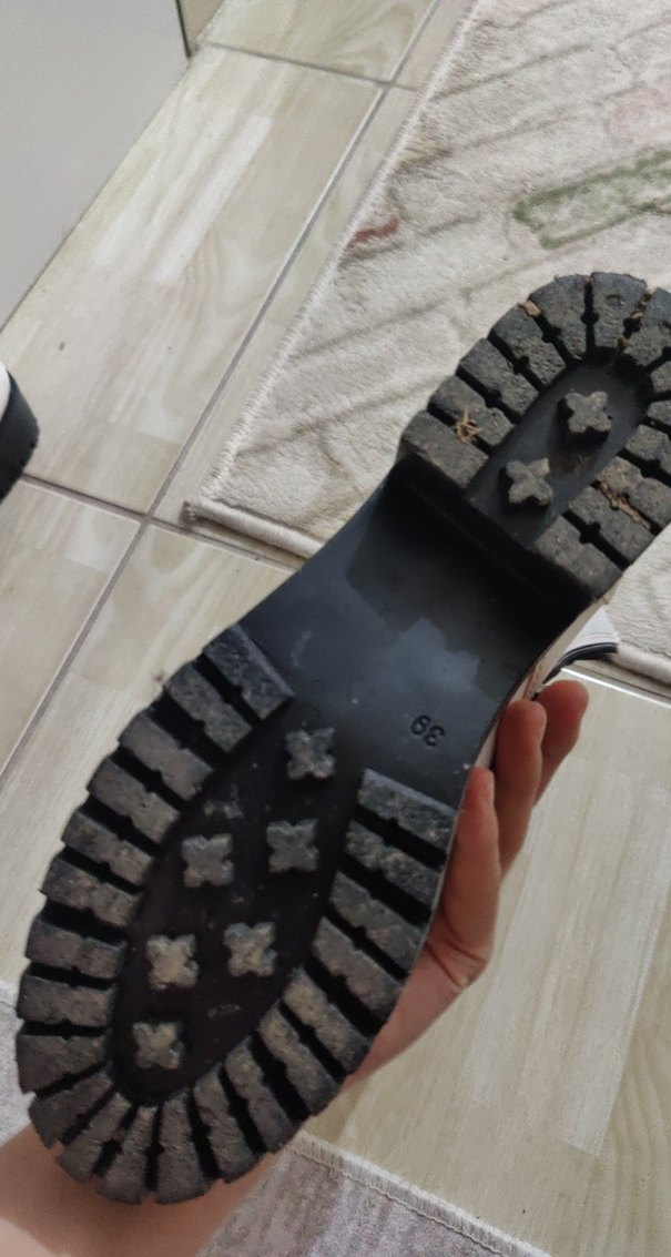 Beyaz Bağcıklı Kadın Botu Blok Topuklu - Görsel 4