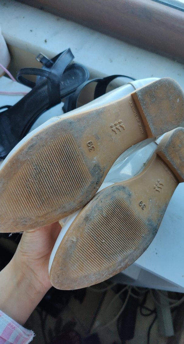 Beyaz Tokalı Kadın Topuklu Babet - Görsel 3