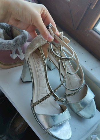 Gri Yılan Desenli Stiletto Topuklu Kadın Ayakkabı - Görsel 2