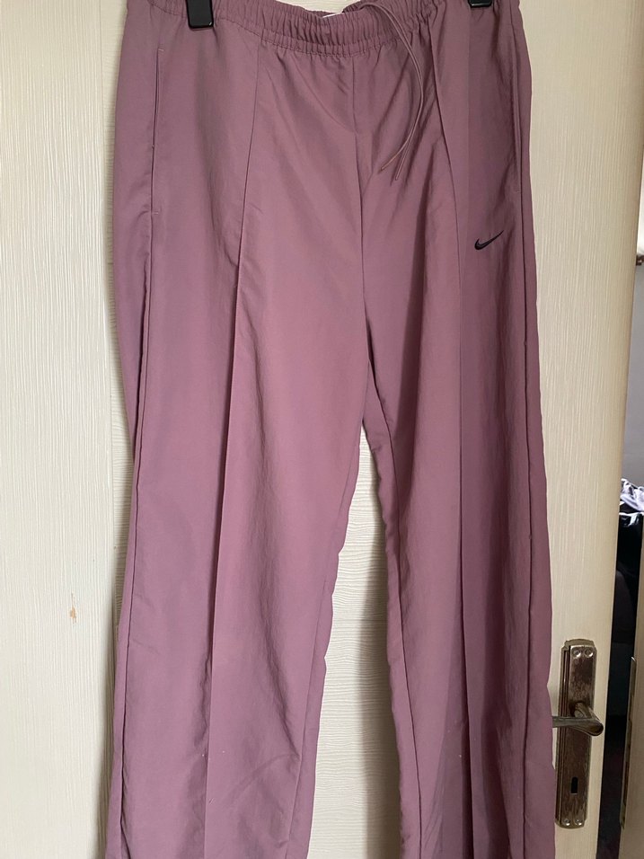 Kahverengi gül kurusu arası bir renk NİKE Kadın Eşofman altı - Görsel 4