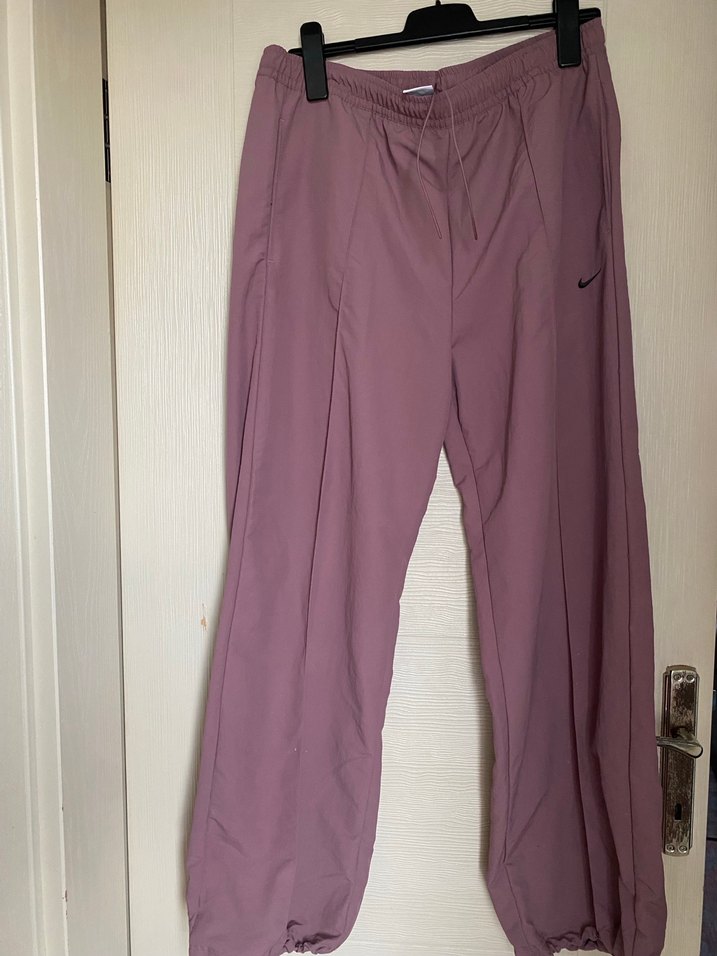 Kahverengi gül kurusu arası bir renk NİKE Kadın Eşofman altı - Görsel 3