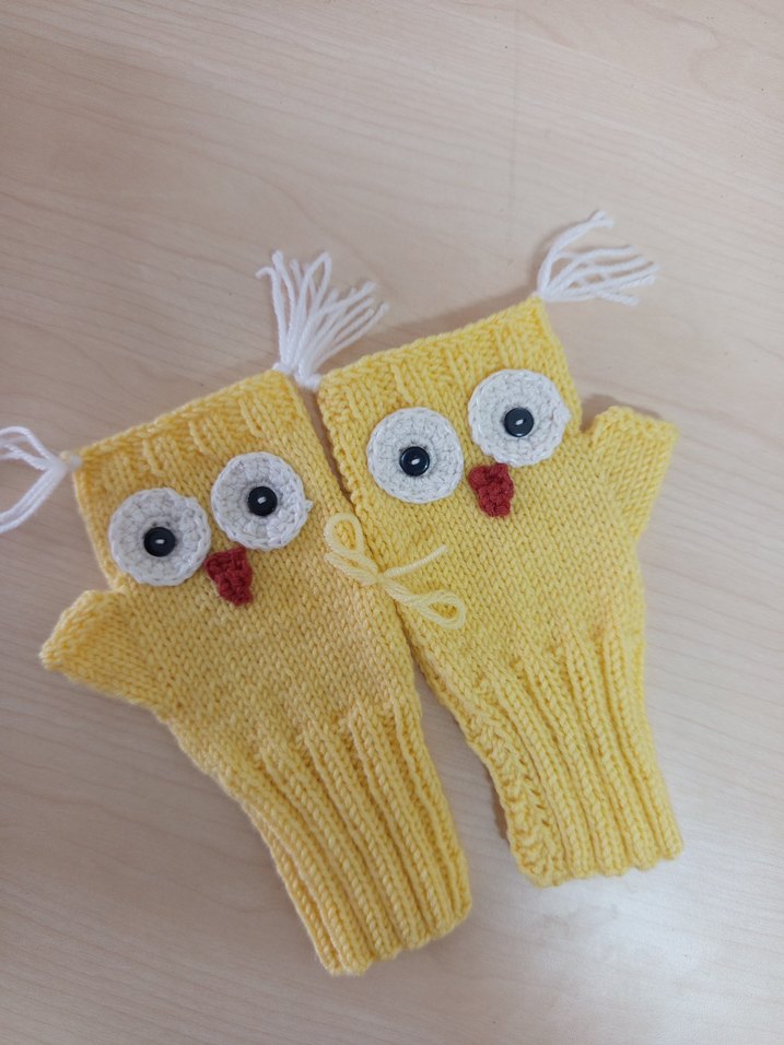 Sarı Örgü Baykuş Desenli Kadın Eldiveni - Görsel 2