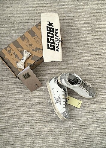 Diğer GOLDEN GOOSE DELUX BRAND