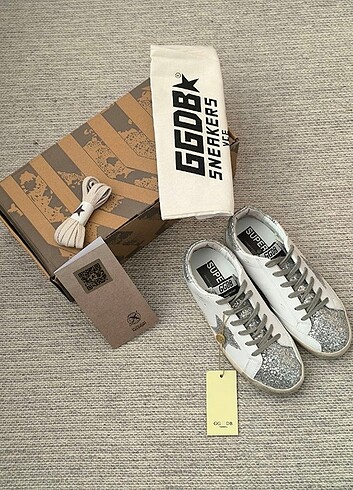 36 Beden çeşitli Renk GOLDEN GOOSE DELUX BRAND