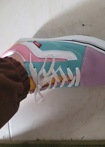 Vans 37
