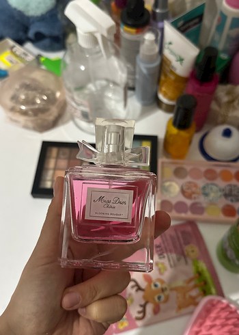Miss Dior Kadın Parfümü - Görsel 2