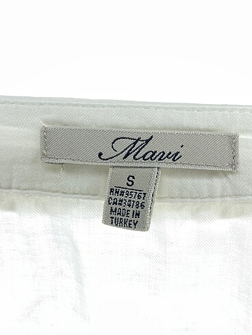s Beden beyaz Renk Mavi Jeans Gömlek %70 İndirimli.