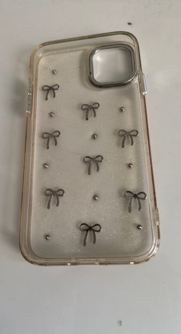 Fiyonk Detaylı Bej Telefon Kılıfı - Görsel 3