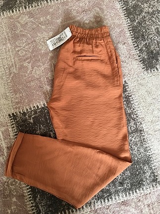 Etiketli havuç pantalon