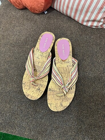 Nine west terlik