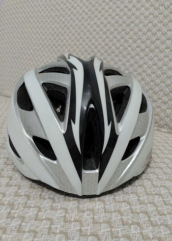 Beyaz-gri bisiklet kaskı - Görsel 2