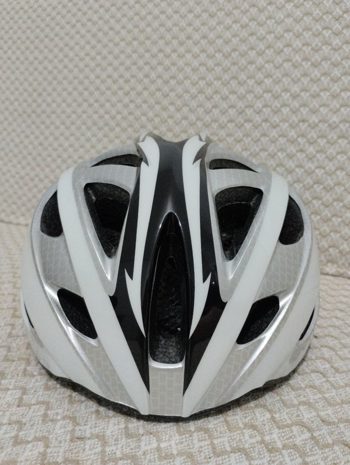 Beyaz Gri Bisiklet Kaskı - Görsel 2