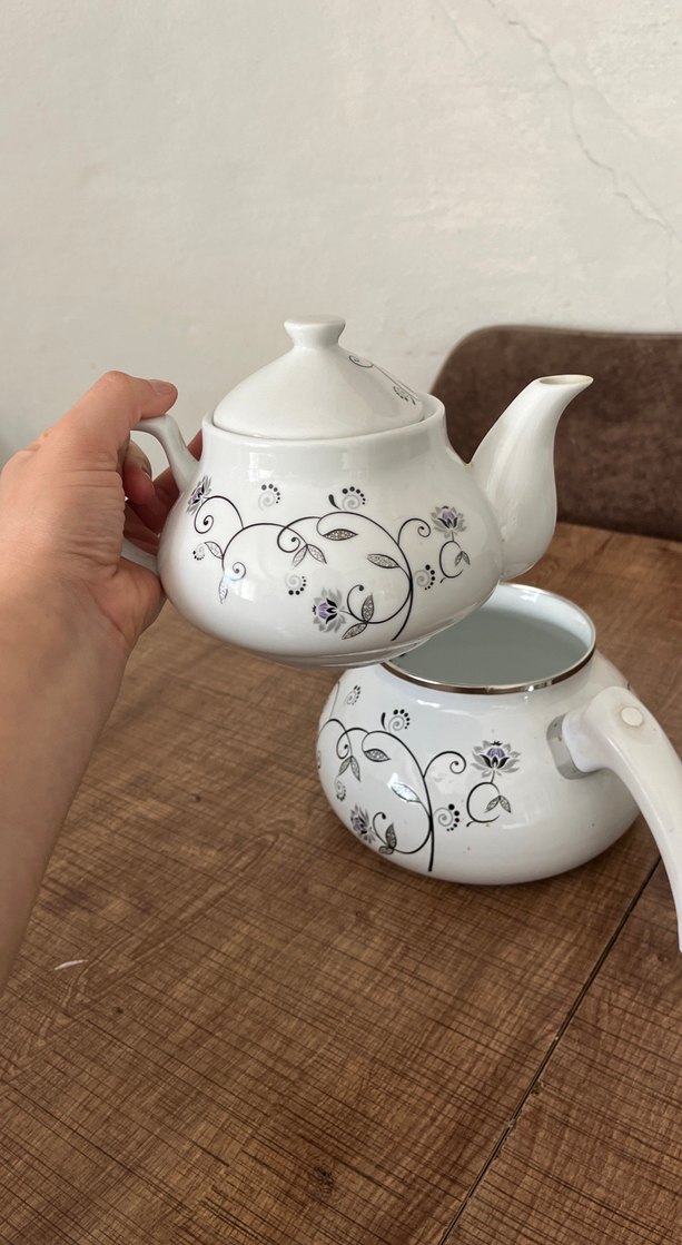 Beyaz Desenli Çaydanlık Seti - Görsel 2