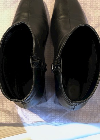 Bershka Siyah Topuklu Bot - Görsel 8