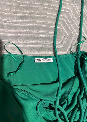 Zara Yeşil Drapeli Straplez Uzun Elbise - Görsel 3