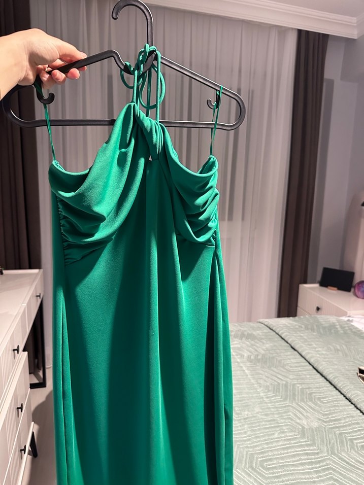 Zara Yeşil Drapeli Straplez Uzun Elbise - Görsel 5