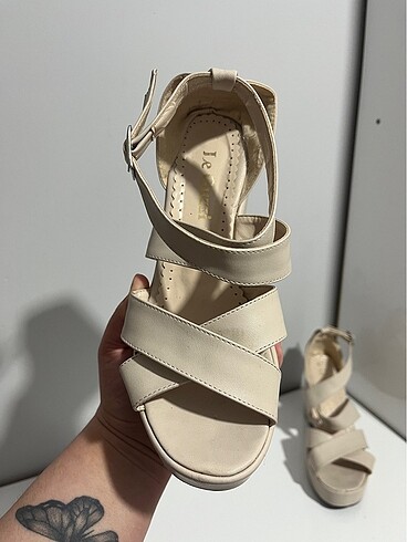 Dolgu topuk - Görsel 2