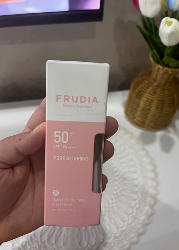 Frudia SPF 50+ Gözenek Sıkılaştırıcı Güneş Kremi - Görsel 3