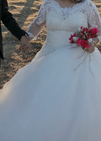 V Yaka Uzun Kollu Beyaz Gelinlik - Görsel 4